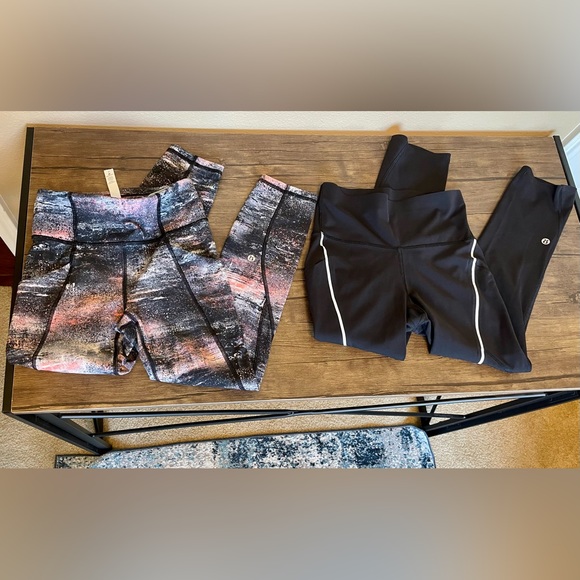 Bundle of Lululemon crops - Picture 1 of 7